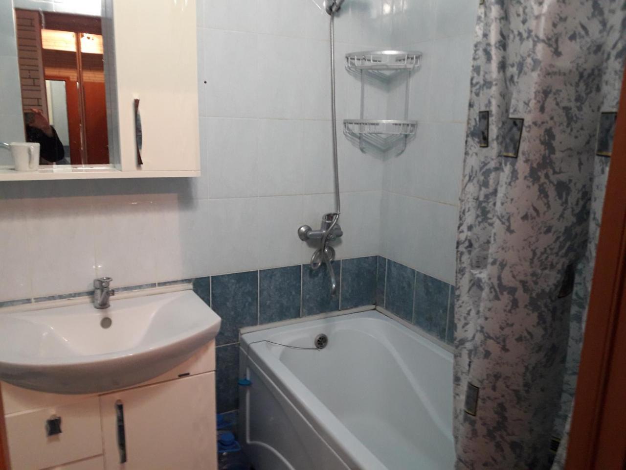 Apartment In 7 Mikrorayon 악타우 외부 사진