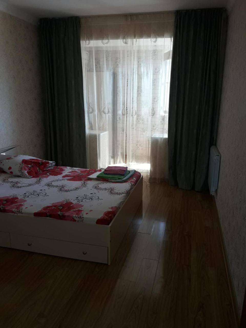 Apartment In 7 Mikrorayon 악타우 외부 사진